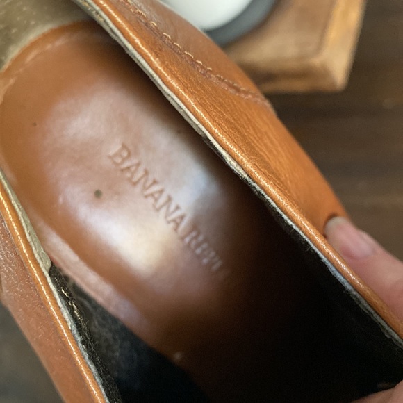 Tan Block Heel Oxford Bootie - Picture 4 of 10